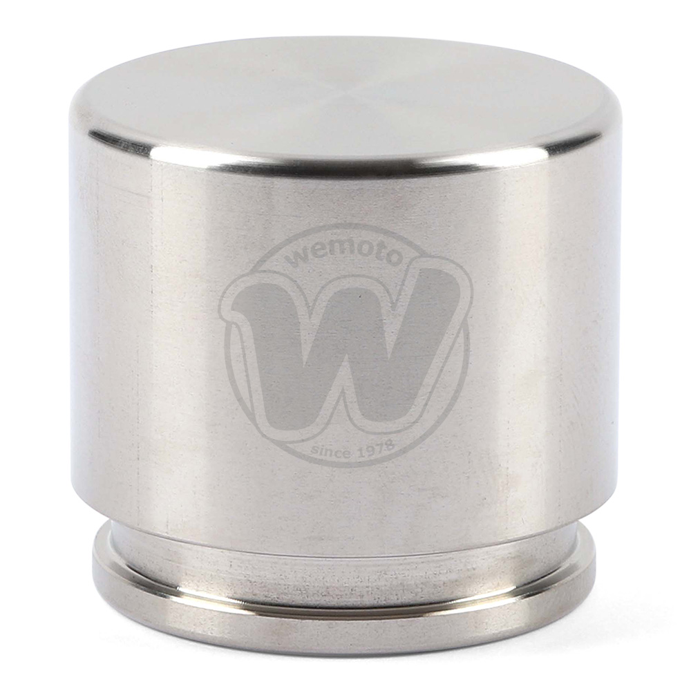 0PM5062_ag6927 three.jpg